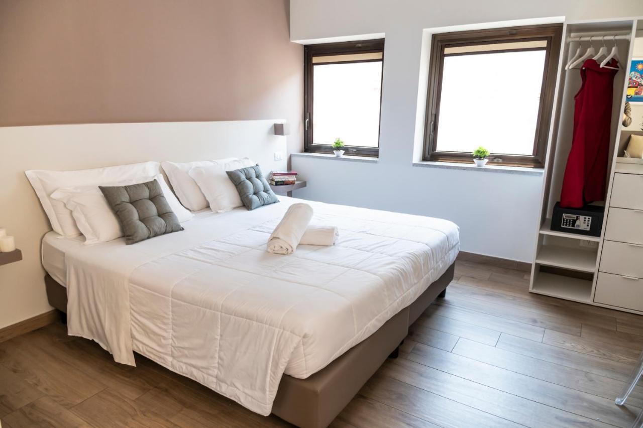 Ruggero Settimo - Room & Suite Palermo Eksteriør billede